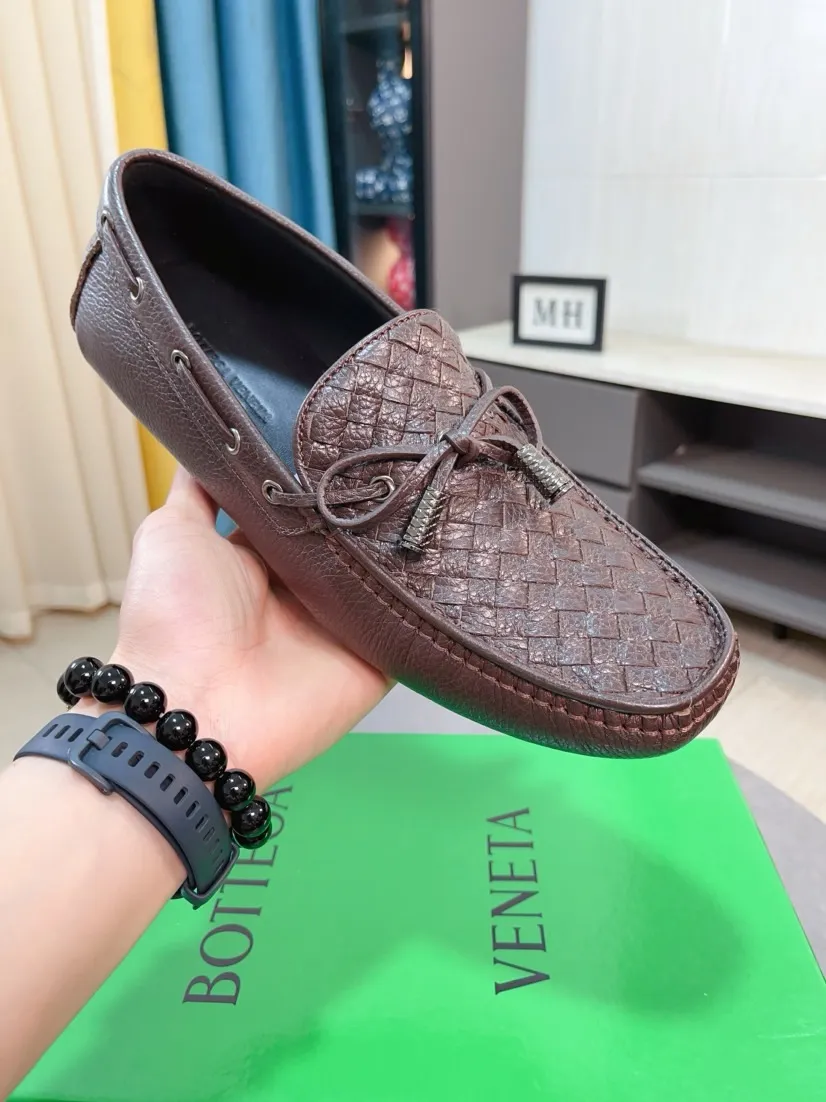 Ex-factory price 420🌹🌹【Super comfortable soft sole BV woven beanie shoes】Fashion hot style ⭐️⭐️⭐️BV Men's casual shoes 🎈High-quality cowhide upper, woven cowhide upper with metal buckle decoration, perfect fit, full of personality and fashionable charm, genuine leather lining ⚠️⚠️Flexible and lightweight outsole, fashionable and handsome, size: 38-44, 37+45 can be customized